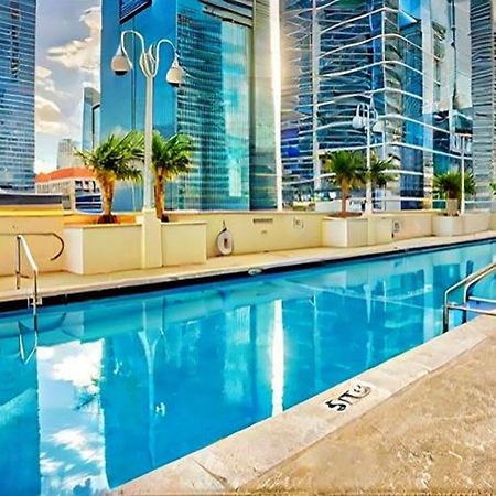 Elegant Centric Vibrant Pool Jacuzzi Free Parking Apartment ไมอามี ภายนอก รูปภาพ