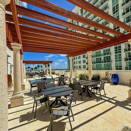 Elegant Centric Vibrant Pool Jacuzzi Free Parking Apartment ไมอามี ภายนอก รูปภาพ